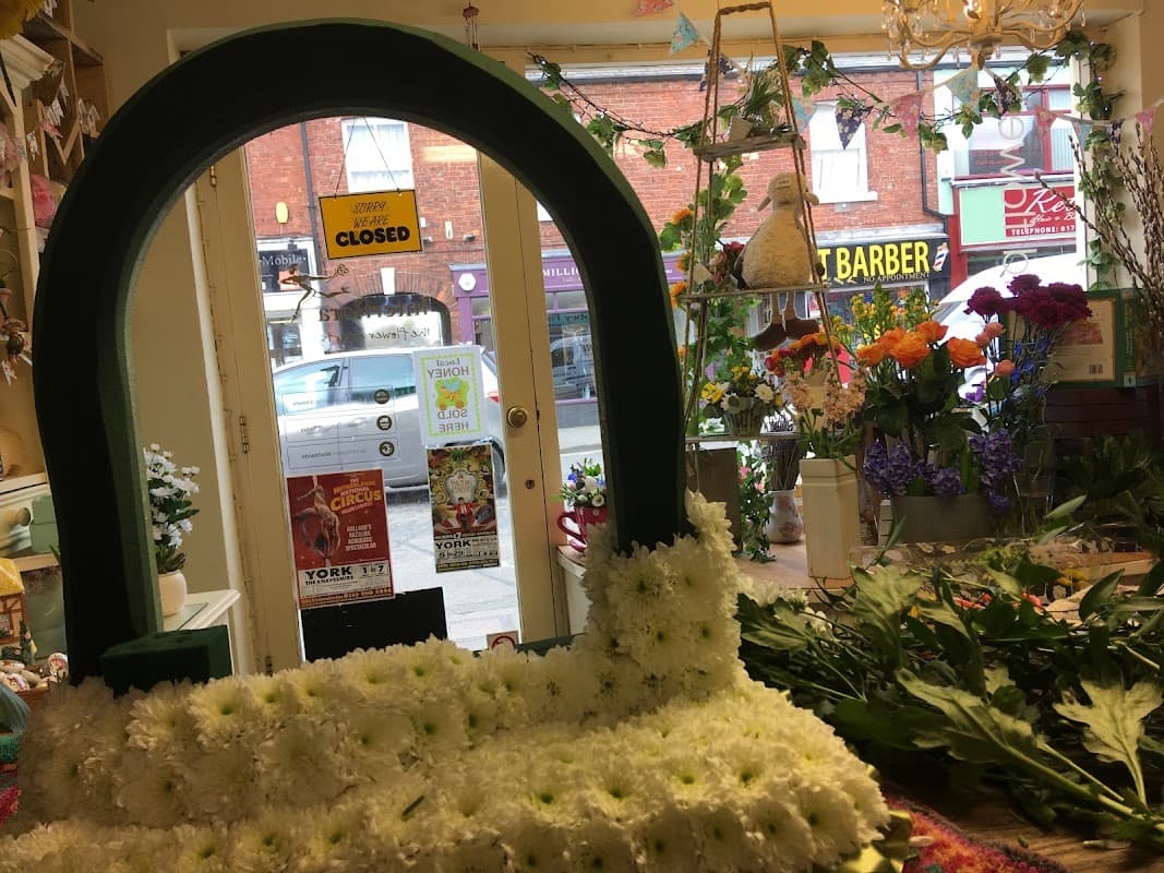 Winn Carol - Florists in selby