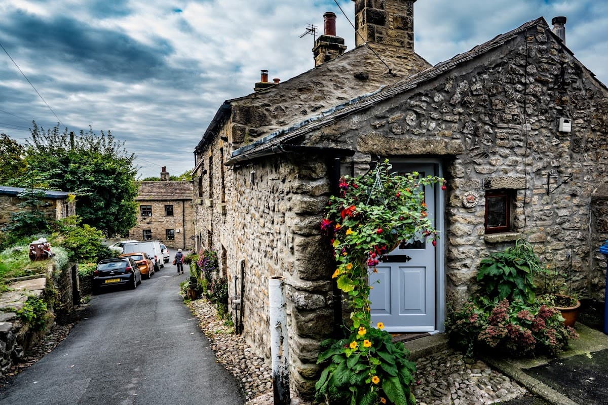 Accommodation at Robin Hill, Brewhouse Cottage and The Old Brewhouse in settle