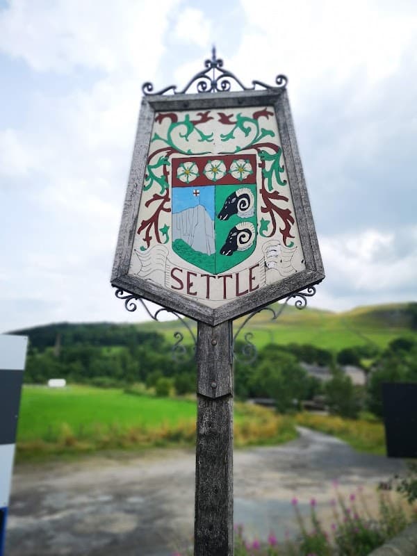 Settle Methodist Church - Churches in settle