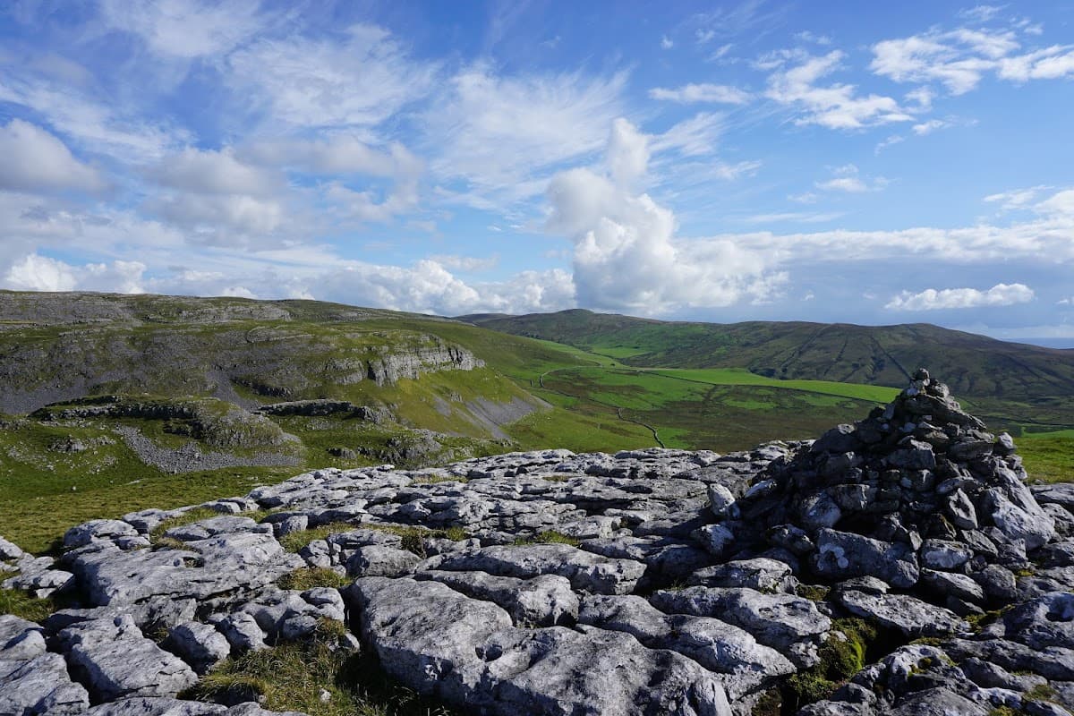 Warrendale Knots - Attraction in settle