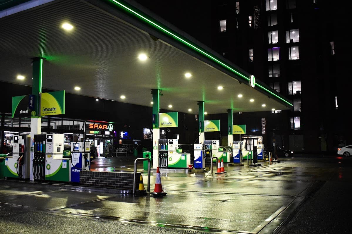 bp - Petrol Stations in sheffield