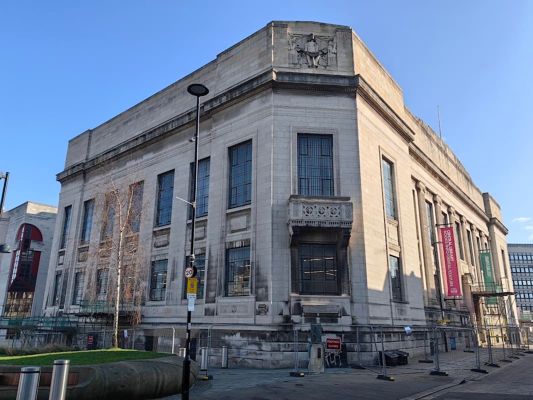 Graves Gallery - Gallery in sheffield