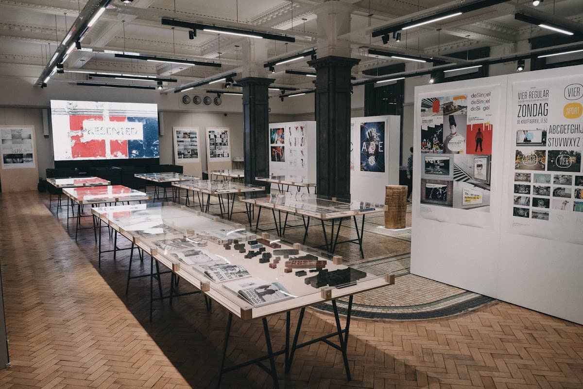 Post Hall Gallery - Gallery in sheffield