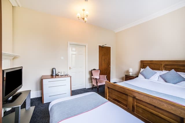 The Briary - Guest House in sheffield