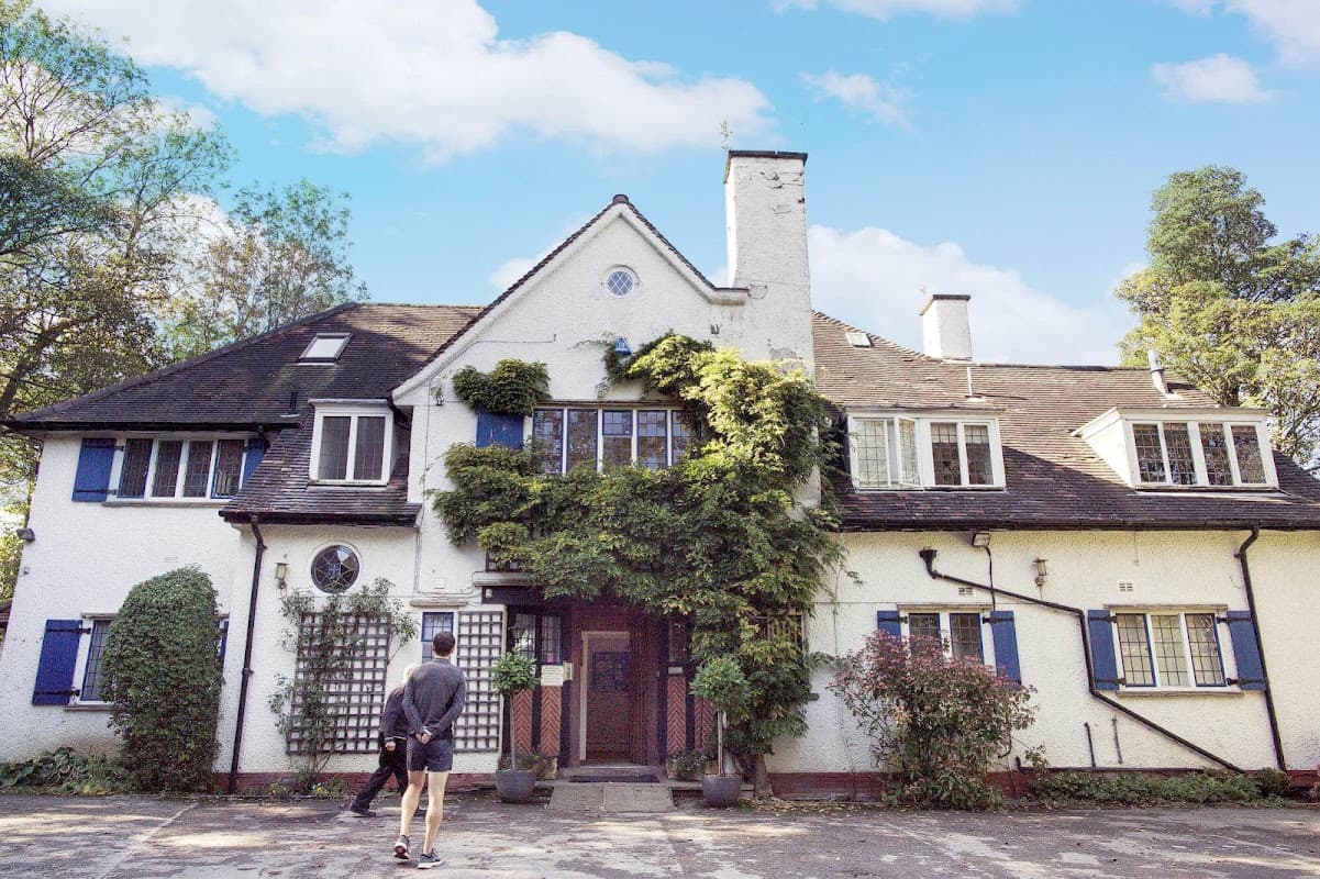 White House Clinic - Sheffield West Physiotherapy & Sports Injury Management - Physiotherapists in sheffield