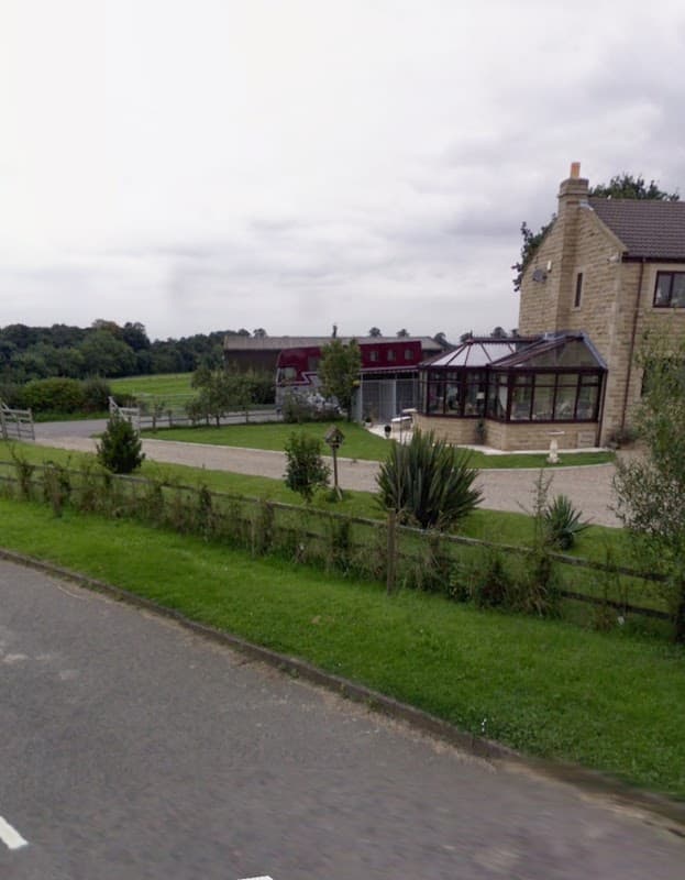 Ashley Lane Canal Visitor Moorings - Marinas in shipley