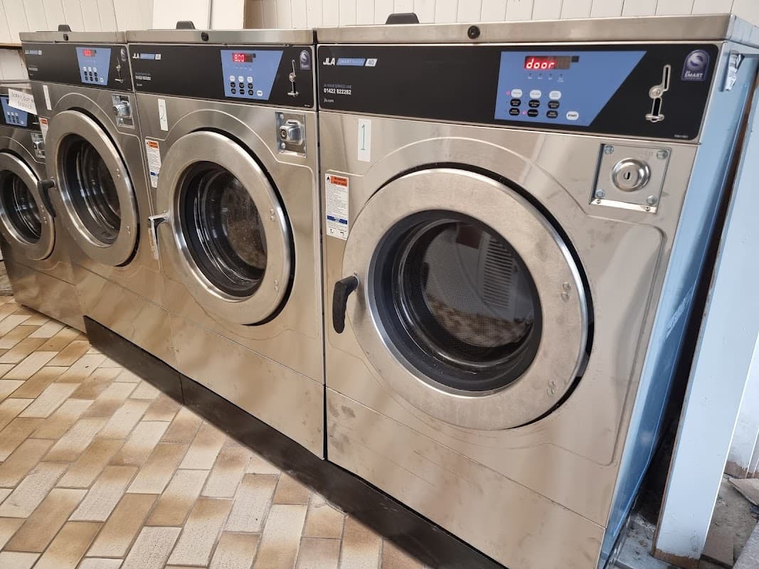 Baildon laundrette and Dry Cleaners - Launderettes in shipley