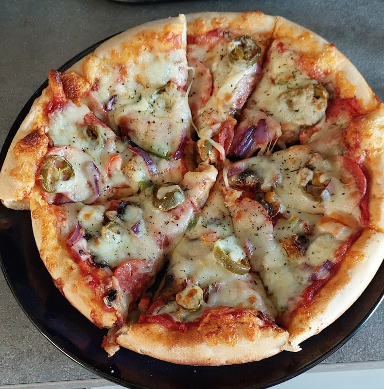 Whitehouse Pizza - Takeaway in shipley