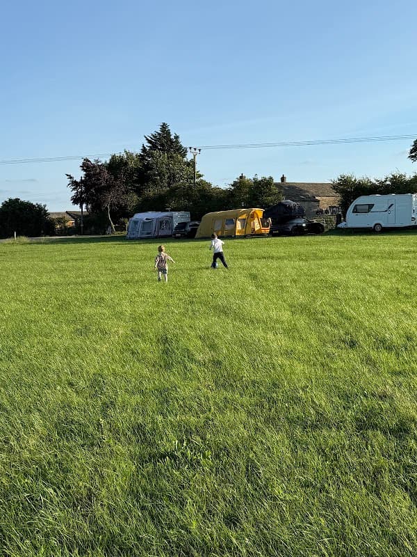 Lower Heights farm Camping - Campsite in silsden