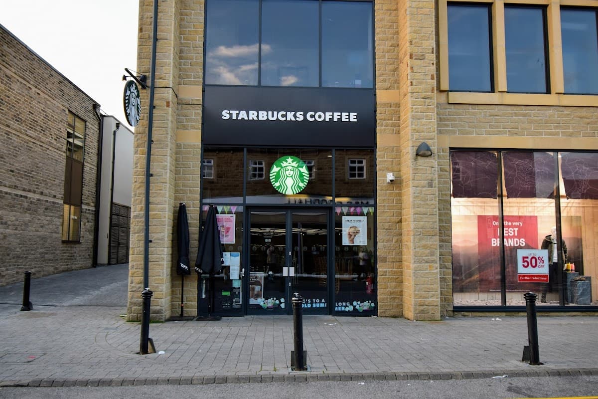 Cafe Starbucks Coffee in skipton