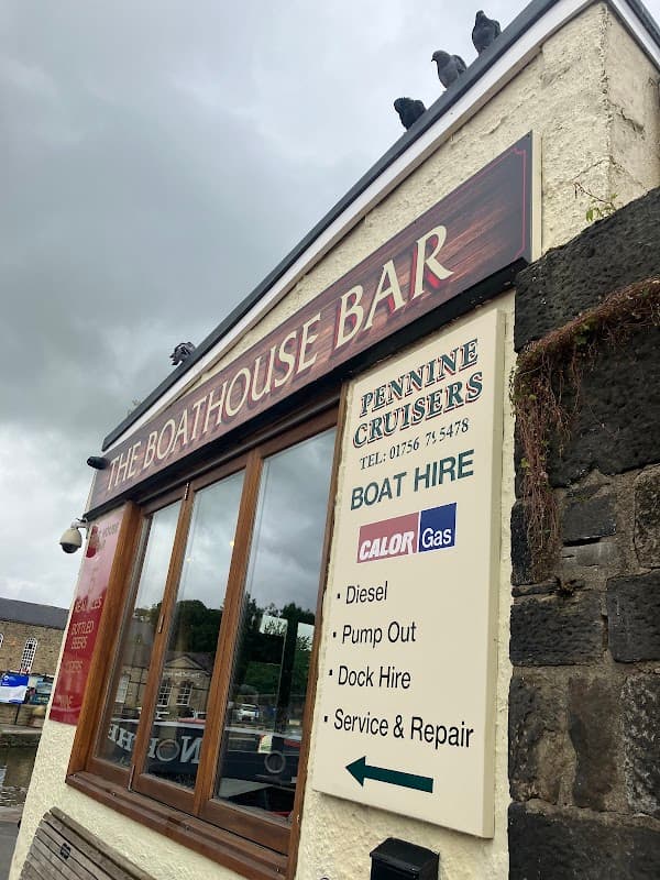 Food & drink at The Boat House Bar in skipton
