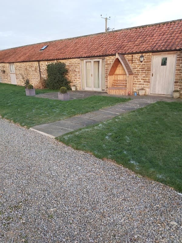 Accommodation at WEST MILL COTTAGE in stittenham