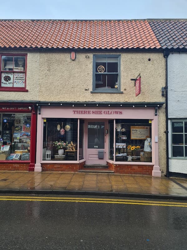 There she Glows - Beauty Salons in thirsk