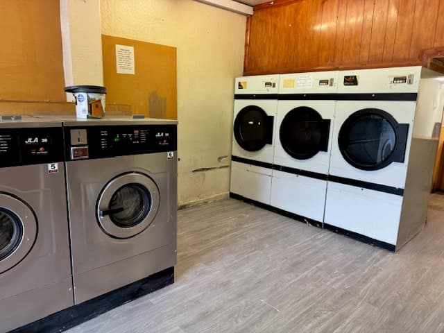 Bowesfield Launderette - Launderettes in thornaby