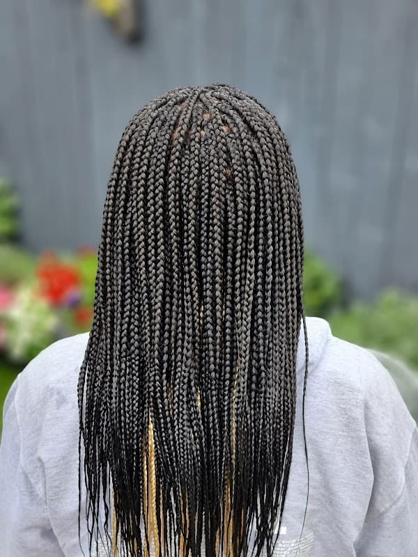 Larajim - Hair Salons in thornaby