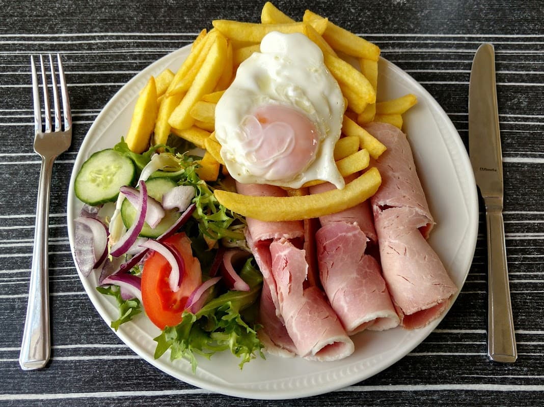 Cafe Lakeside Cafe in thrybergh