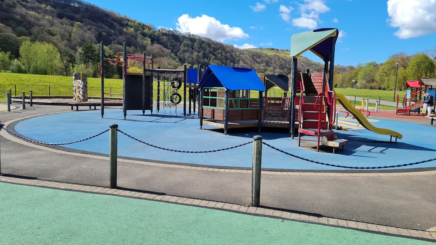 Centre Vale Play Area - Playgrounds in todmorden