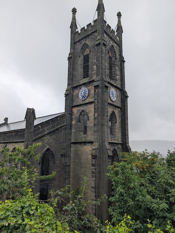 Cross Stone (St. Paul) Church Cemetery - Cemeteries in todmorden