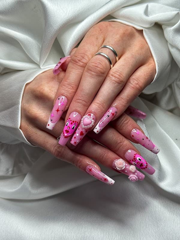 Luna Beauty - Beauty Salons in todmorden