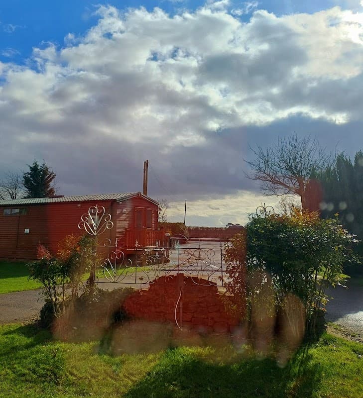 Accommodation at Leverts Lodge in tollerton north yorkshire