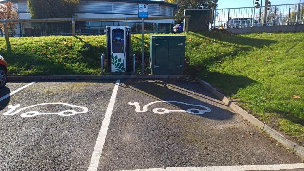 bp pulse Charging Station