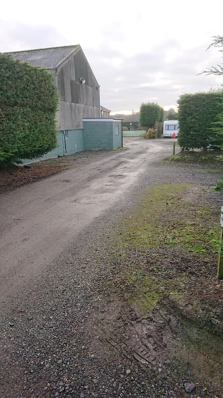 Broadlands Farm Touring Caravan Site - Campsite in wakefield