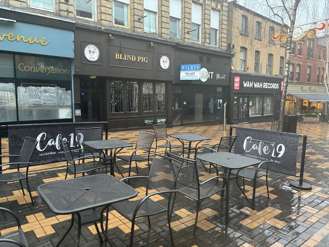 Cafe Cafe 19 in wakefield