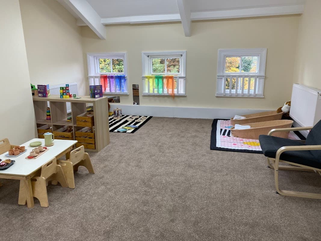 Cliff Hill Day Nursery - Nurseries in wakefield