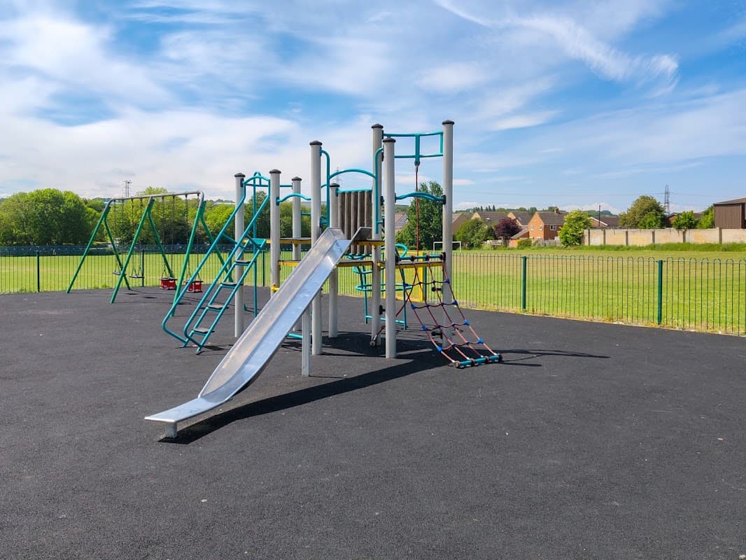Grasmere Road Play Area and Playing Fields - Playgrounds in wakefield