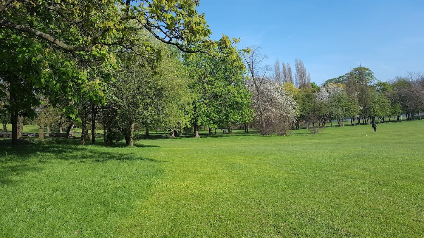 Holmfield Park - Park in wakefield