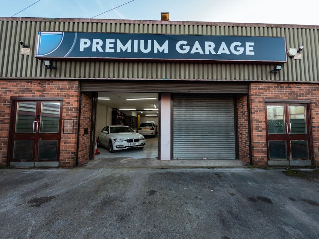 Premium garage