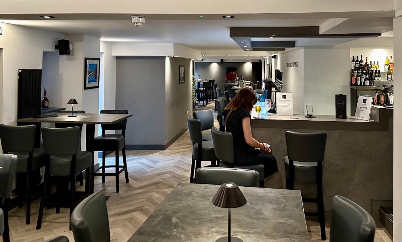 Food & drink at The Hilton Lounge in wakefield