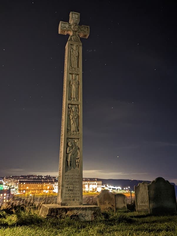 Caedmon Memorial - Monuments in whitby