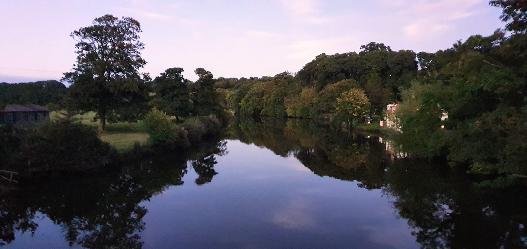 Lesley's Laundry - Launderettes in whitby