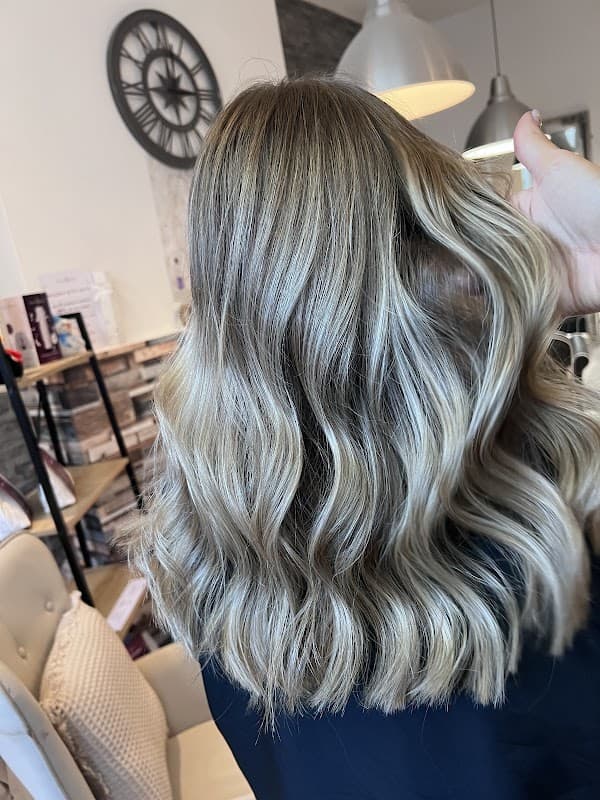 Love Hair - Hair Salons in whitby