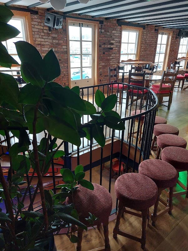 Food & drink at Middle Earth Tavern in whitby