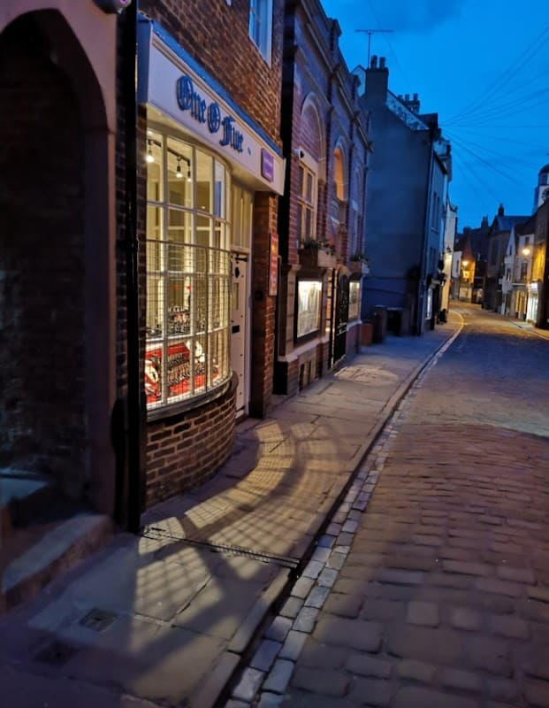 One O Five Whitby Jet Shop - Jewellers in whitby