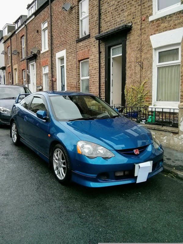 S L Body Repairs Ltd - Garages in whitby