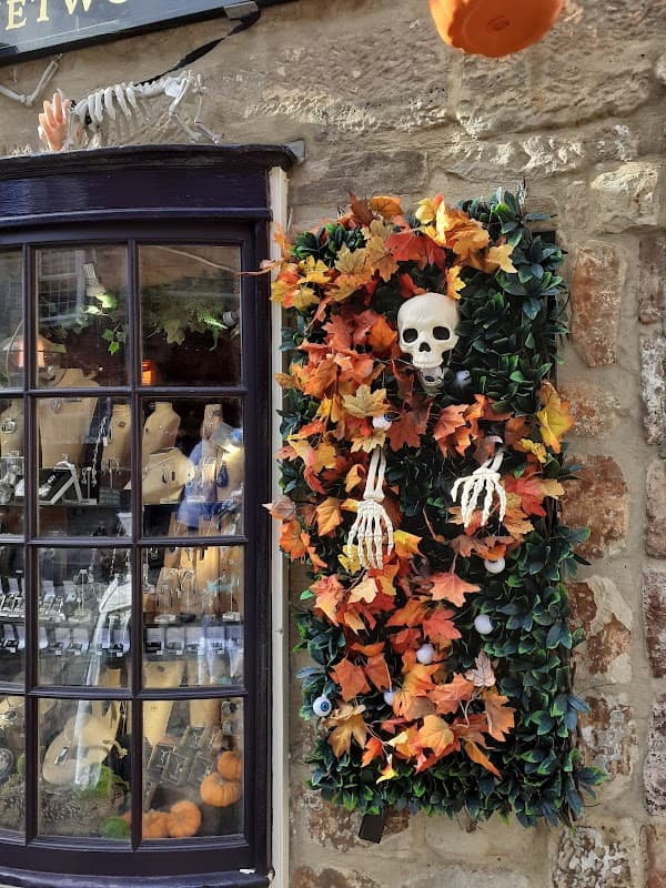 The Ebor Jetworks Ltd - Jewellers in whitby