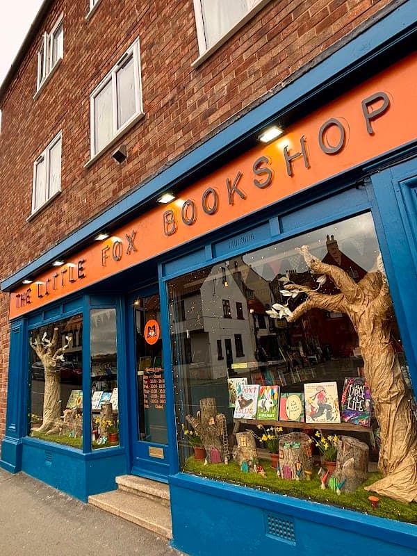 The Little Fox Bookshop - Bookshops in whitby