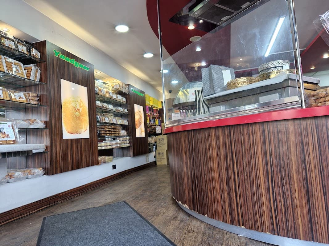 Yaadgaar Bakeries