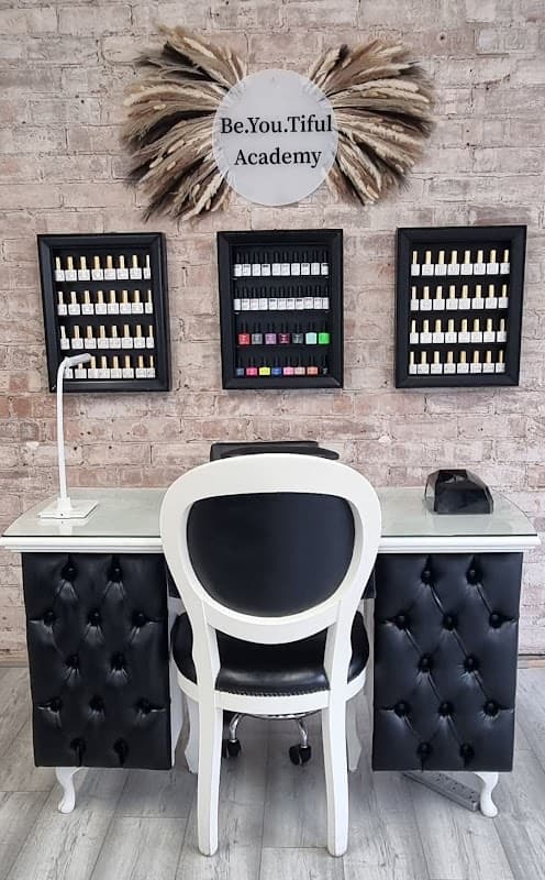 Be.you.tiful Academy - Beauty Salons in withernsea