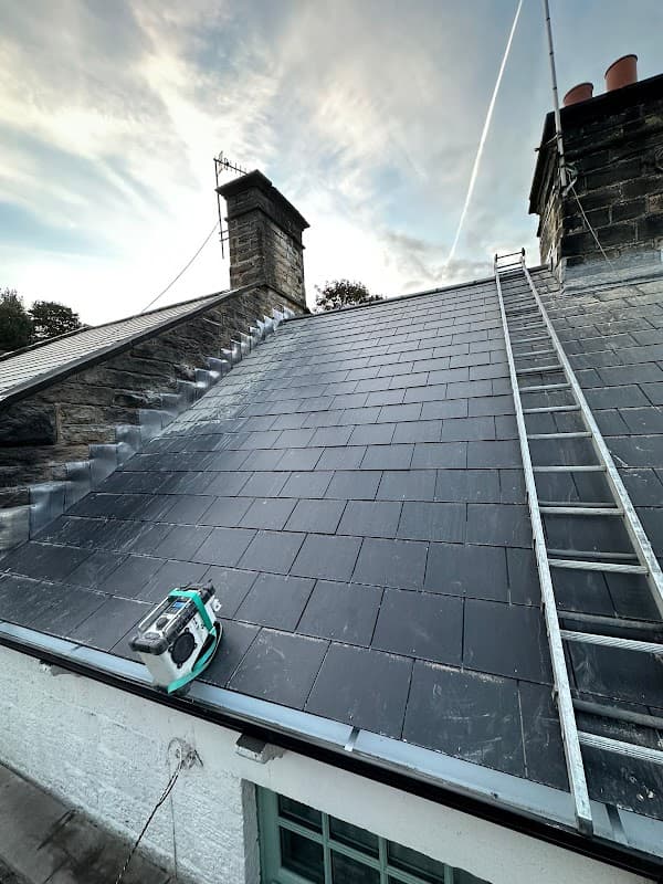 Dudley & Sons Roofing Ltd - Roofers in wombwell