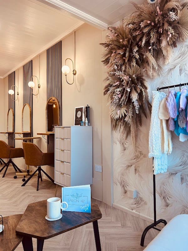 Salon 42 - Hair Salons in wombwell