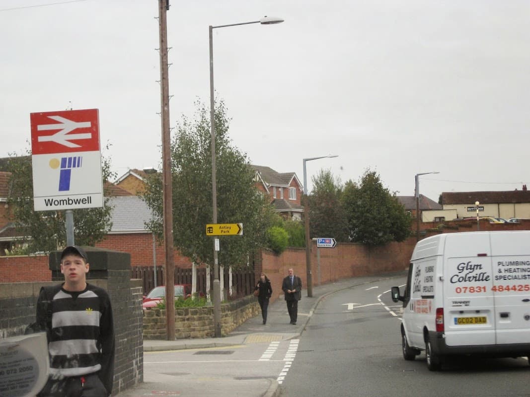 Wood Walk/Dovecliffe Road - Bus Stations in wombwell