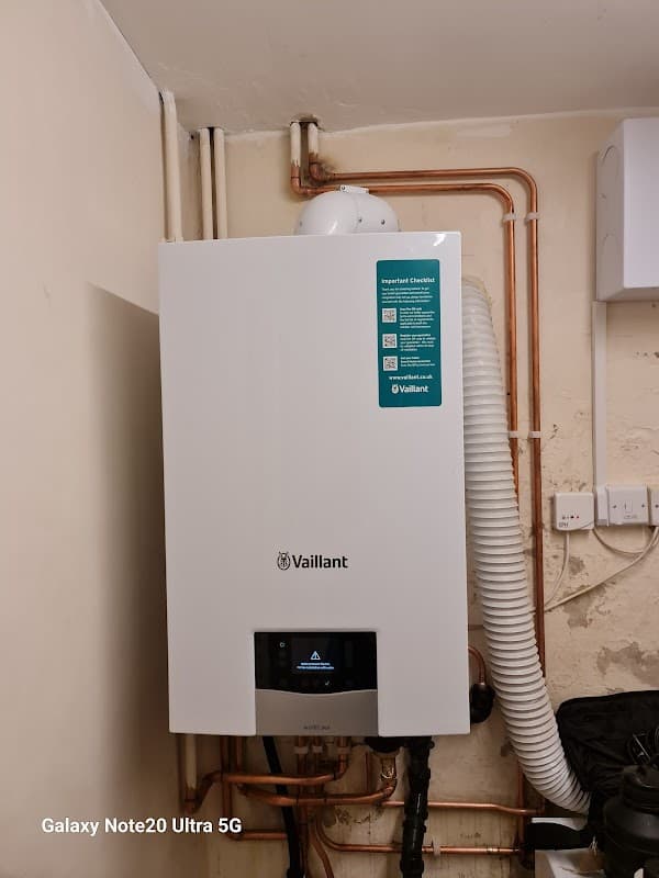 fh plumbing & gas installations - Plumbers in woodhouse