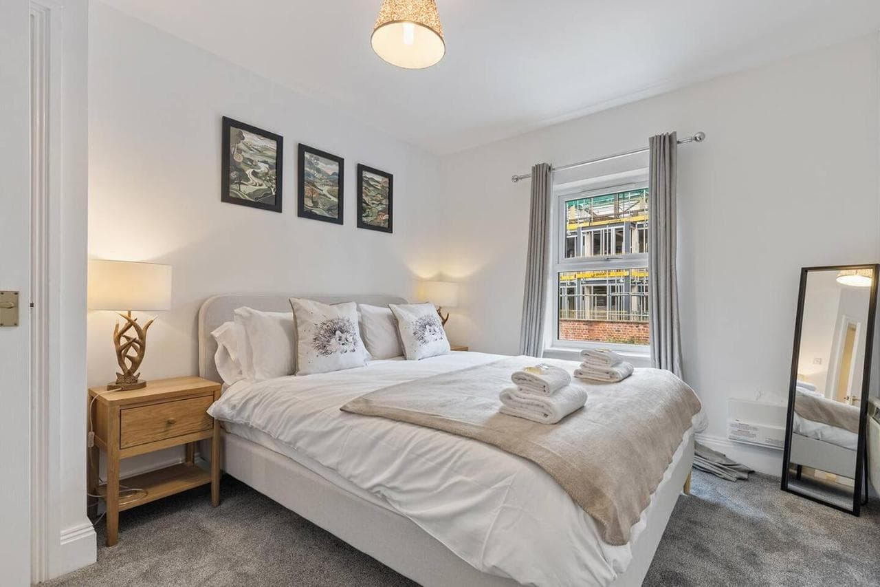 6 Escrick Street Beautiful 2-Bed Flat in York Close to City Centre - Pass the Keys, York, Yorkshire