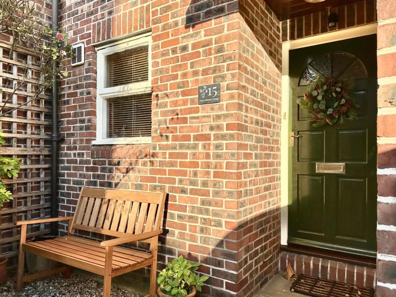 Accommodation at Cherry Blossom Cottage in york