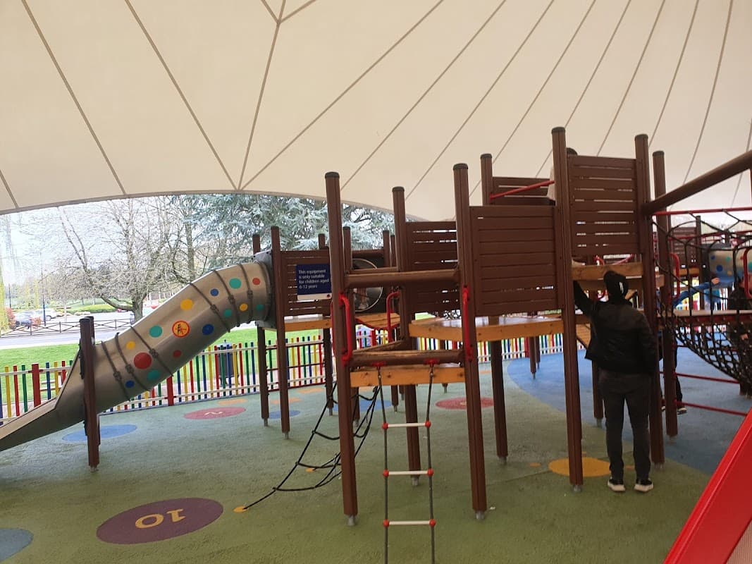 Childrens play area - York Designer outlet - Playgrounds in york