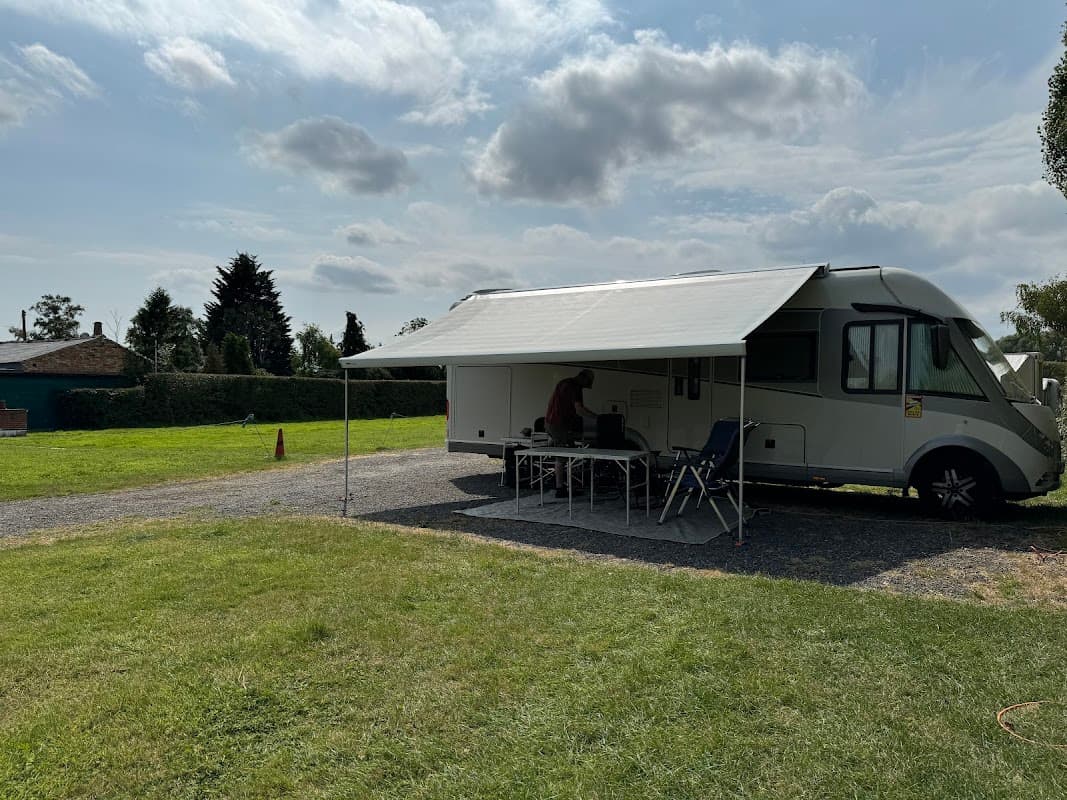 Chowdene Camping & Caravan Site - Campsite in york